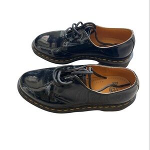 Dr. Martens patent leather classic oxford shoes